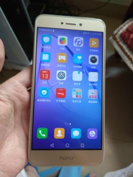 供应二手荣耀8青春版 金色 32G 二手honor8