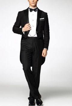 北京男士礼服出租，北京伴郎服出租 款式多可挑选  500一套