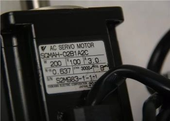 安川SGMAH-02B1A2C电机马达 控制器模块