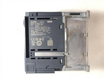 三菱FR-E820-2.2K-1变频器