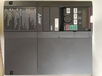 三菱FR-E820-7.5K-1变频器