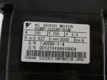 安川SGMP-02uw16cm电机伺服