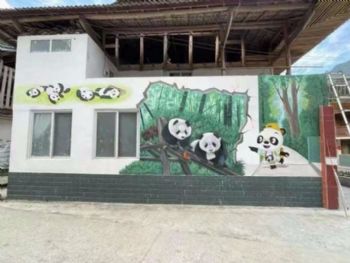 宝鸡新农村墙面宣传画为美丽乡村“代言” 刷墙广告扩大受众范围