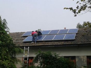 太阳能光伏发电选用光伏组件光伏及装机容量太阳能电站总承包