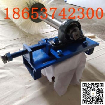 被动式毛刷清扫器厂家，电动式毛刷清扫器，保护皮带，易维修，煤矿电厂冶金适用