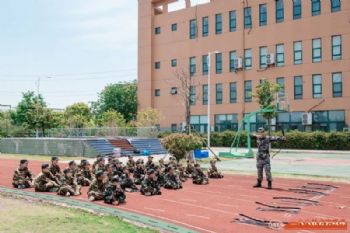 军营初体验，成长新蜕变——苏州三六六暑期**夏令营火热招募！