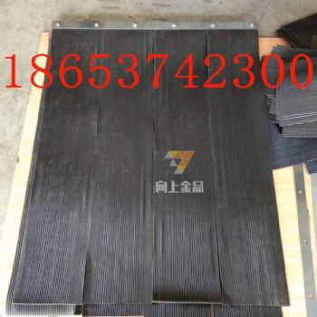 煤矿业冶金导料槽防溢裙板厂家，橡胶聚氨酯防溢裙板